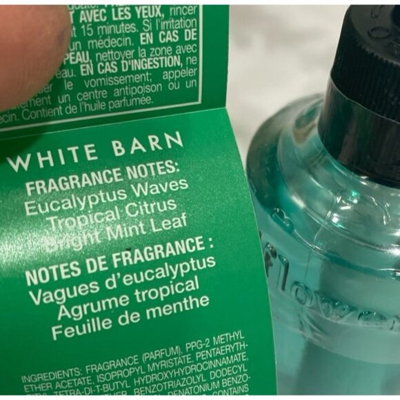 Bath & Body Works “Island Reef” 2 New Wallflower Refills - Picture 2 of 3